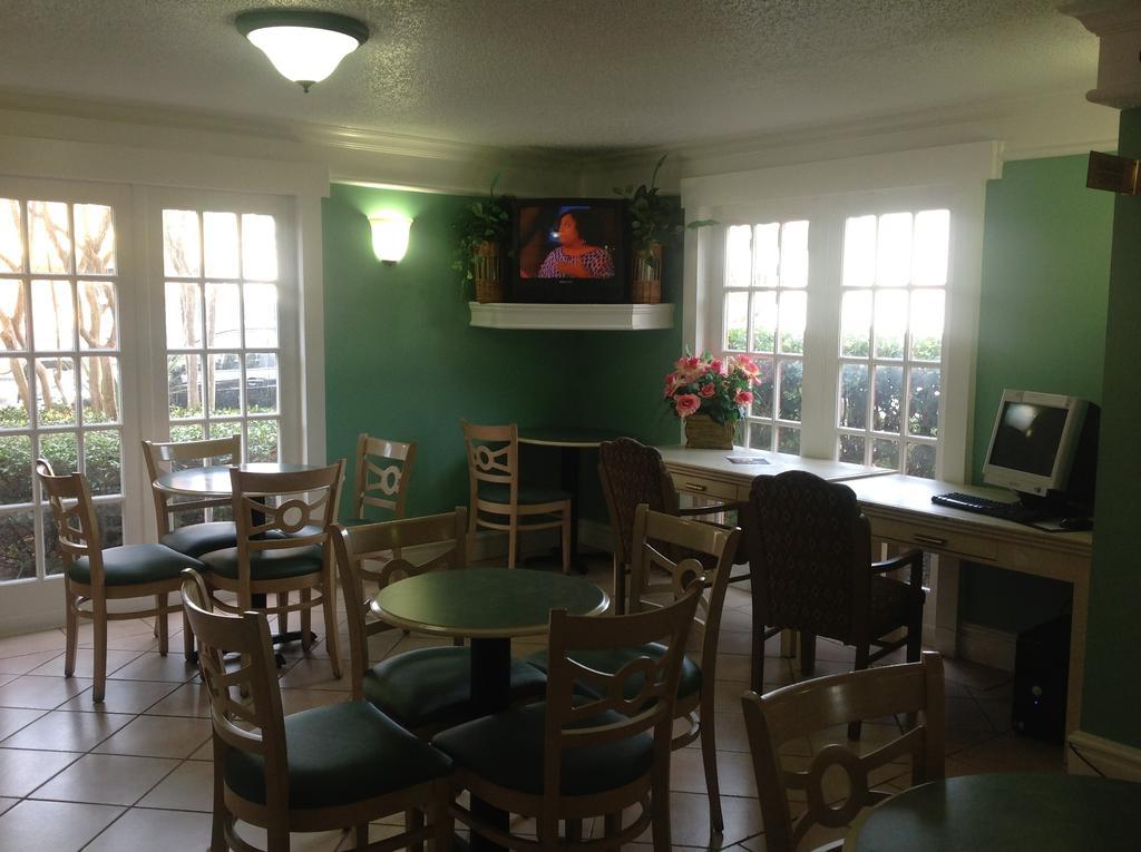 Studio 6-Houston, Tx - Intercontinental Airport South Екстер'єр фото