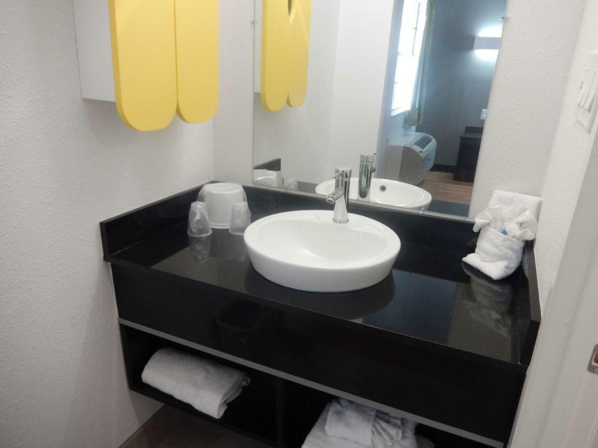 Studio 6-Houston, Tx - Intercontinental Airport South Екстер'єр фото
